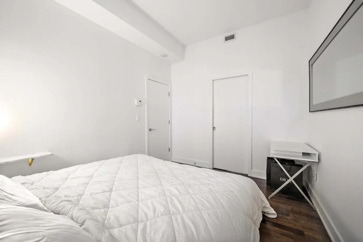 Exclusive Montreal View Apartment